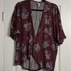 Arizona Jean Company Maroon Floral Women's Kamono